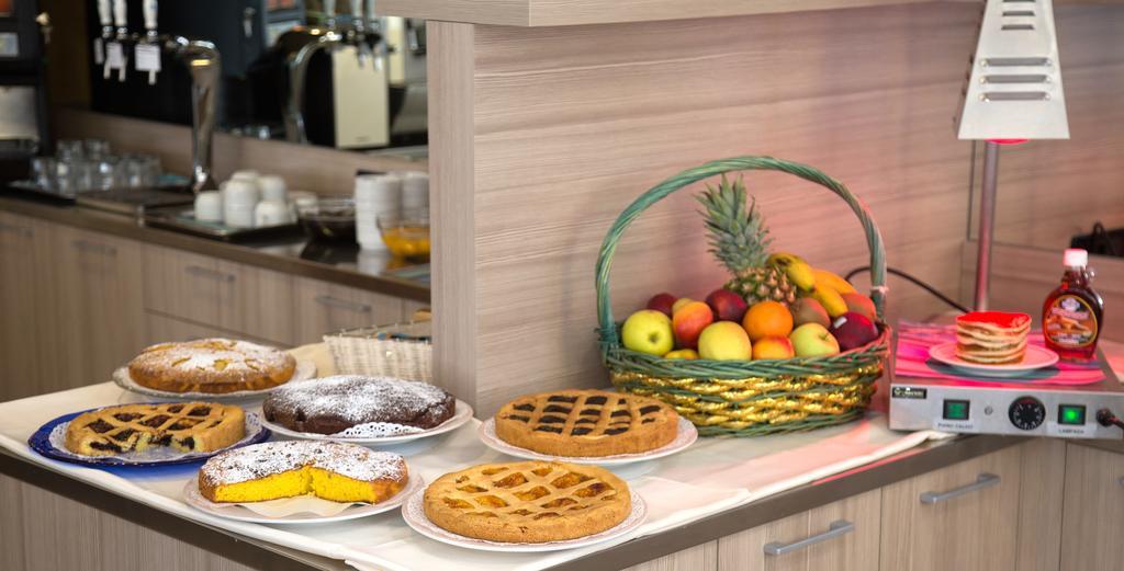 Hotel Piccinelli Rimini Ngoại thất bức ảnh