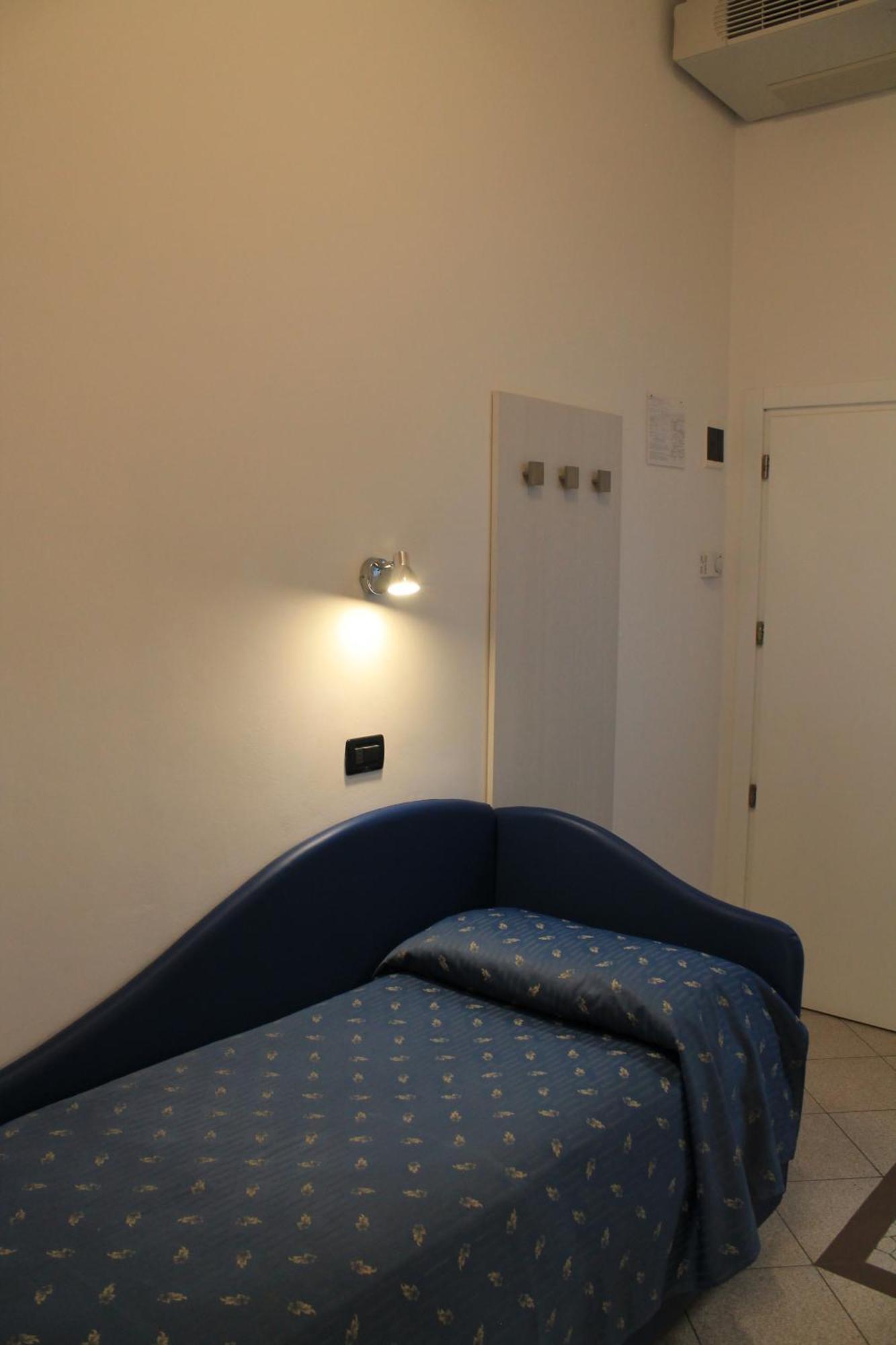 Hotel Piccinelli Rimini Ngoại thất bức ảnh